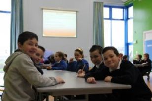 P7 pupils receive a visit from their Penpals